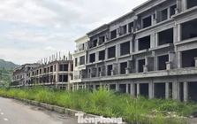 Hơn 1.000 nhà đầu tư chờ sổ đỏ tại dự án FLC ở Quảng Ninh