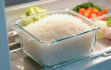 Lời khuyên cho các gia đình hay để cơm nguội vào tủ lạnh