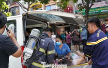 Cháy nhà 4 tầng ở Hà Nội