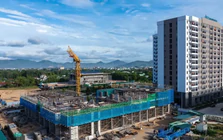 Kéo giá nhà xuống cách nào?