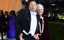 Mẹ Elon Musk tiết lộ con trai muốn sống trong một thành phố trên sao Hỏa