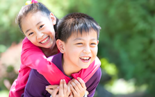 5 dấu hiệu trẻ có tâm lý khỏe mạnh: Con bạn sở hữu mấy điều?