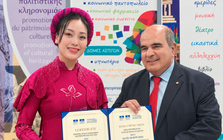 Nữ nghệ sĩ Việt từng thi trượt Sao Mai, 2 năm sau quay lại giành Quán quân, nay được nhận một vinh dự to lớn