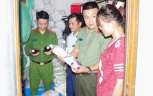 Cận cảnh hiện trường công an đột kích điểm kinh doanh của Vũ Thị Xuân Trà SN 2001