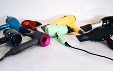 Lời khuyên cho những gia đình đang sử dụng máy sấy tóc