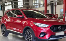 Nhiều SUV cỡ nhỏ đồng loạt giảm giá, có mẫu giảm hơn 300 triệu đồng