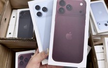Tăng gấp đôi nguồn cung, iPhone 18 Pro Max vẫn cháy hàng, dân buôn bán chênh 4-6 triệu đồng