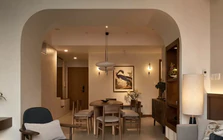 Những đường cong làm mềm căn hộ của gia đình bốn người