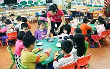 Đề xuất hỗ trợ tối thiểu 160.000 đồng/tháng cho con công nhân theo học mầm non tư thục