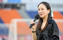 Madam Pang từ bỏ quyền lực ở CLB, trở thành 'bà trùm' bóng đá Thái Lan thế nào?
