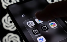 Chính phủ Anh dạy nhân viên dùng AI: Đừng nói "cảm ơn" với chatbot AI