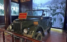 Chiếc ô tô đặc biệt từng đưa Bác Hồ về thăm quê