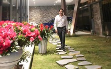 Nam NSƯT 58 tuổi tận hưởng cuộc sống thảnh thơi, sở hữu biệt thự 2 mặt tiền gần biển Đà Nẵng