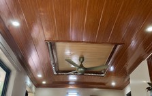 Tại sao ngày càng nhiều gia đình không làm trần nhựa giả gỗ? Hóa ra 2 kiểu trần này đẹp, thoáng, sang hơn nhiều