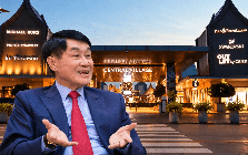 Trăn trở của tỷ phú Johnathan Hạnh Nguyễn những năm cuối sự nghiệp