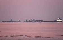 2 ngân hàng lớn cùng báo tin vui về dầu Trung Đông