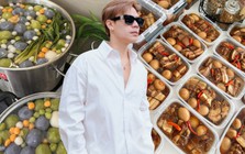 Sao nam Vbiz từng nổi tiếng là "quý ông" nay bán chè trôi nước, thịt kho rệu giao bằng xe ô tô khắp TP.HCM