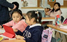 Nghiên cứu nổi tiếng giải mã 2 câu hỏi cha mẹ nào cũng quan tâm: Học càng lâu, vào trường càng tốt có thực sự kiếm nhiều tiền hơn?