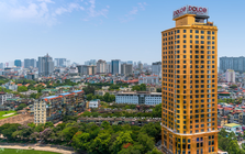 Việt Nam có 1 khách sạn dát vàng 24K từ trong ra ngoài, đặc biệt với món "thịt bò dát vàng" được báo Tây nhắc đến: Từng được đại gia Đường "bia" rao bán 250 triệu USD