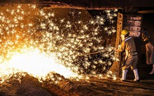 Thép Hòa Phát Dung Quất cán mốc sản lượng 1 triệu tấn gang lỏng mỗi tháng
