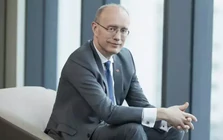 CEO ngân hàng nào lương cao hơn chủ tịch?