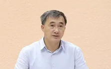Thứ trưởng Bộ Y tế Trần Văn Thuấn bị tạm đình chỉ công tác