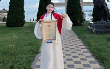 Nghệ sĩ đàn bầu Vân Trung giành Giải Ba tại Cuộc thi Âm nhạc Truyền thống quốc tế ở Kyrgyzstan