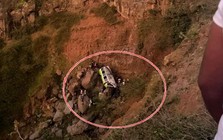 Xe buýt chở học sinh lao xuống vách đá, 25 người thiệt mạng: Hé lộ hành trình ngay trước thảm kịch xảy ra