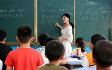 Dư luận Trung Quốc "dậy sóng" vì môn tiếng Anh: Chỉ là một công cụ, hãy ngừng “sùng bái ngoại lai”