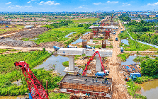 Rầm rộ thi công cầu Ngọc Hồi, phấn đấu hoàn thành trước APEC 2027
