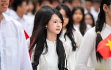 Một từ tiếng Việt có thể vừa kết thúc câu chuyện, vừa mở ra một câu chuyện khác