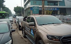 Hà Nội: Loạt trung tâm đăng kiểm đóng cửa, tài xế đổ dồn xếp hàng từ 3 giờ sáng Hà Nội: Loạt trung tâm đăng kiểm đóng cửa, tài xế đổ dồn xếp hàng từ 3 giờ sáng