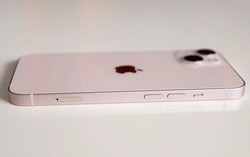 Nhìn bảng thông số này, nhiều người giật mình không hiểu nổi Samsung, Xiaomi, Oppo… đang làm gì trên thị trường smartphone