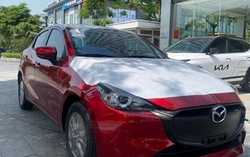 Mazda2 2024 ồ ạt về đại lý trước ngày ra mắt: Mặt kín kiểu xe điện, giá dự kiến từ 429 triệu, rẻ hơn Morning, i10 bản full