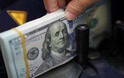 Giá USD “chợ đen” tăng mạnh ngày 21/8
