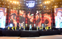 Siêu lễ hội Vibe Fest chính thức khai mạc tại Phan Thiết, một “thiên đường du lịch nghỉ dưỡng” nổi tiếng đón nhiều sao Việt và hàng ngàn khách đến tham dự