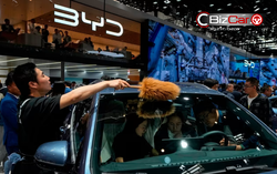 Ngày tàn của các đại lý ô tô xăng: Hàng loạt showroom ở Trung Quốc đã chuyển sang bán xe điện nội địa, từ bỏ xe xăng vì doanh số giảm thê thảm