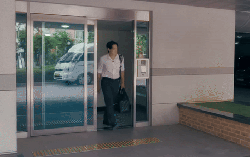 Nam diễn viên 1m86 cưới vợ và có 3 con từ lúc nào mà không ai hay biết