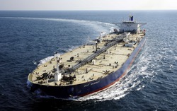 Học 2 'ông trùm' Iran, Venezuela, Nga đẩy mạnh một cách mua bán dầu đặc biệt - nếu nhân rộng sẽ chấp mọi trừng phạt từ Mỹ