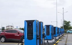 V-Green khai trương trạm sạc siêu nhanh lớn nhất Hà Nội: 42 trụ sạc, 84 xe có thể sạc cùng lúc