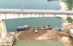 Sửa cầu sông Lô chậm tiến độ, nhà thầu không chấp hành chỉ đạo của tỉnh Phú Thọ