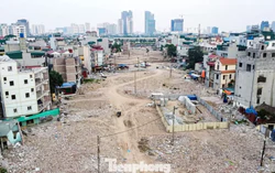 Tây Thăng Long: Nhà đã tháo dỡ, mặt bằng bỏ trống hơn 3 tháng