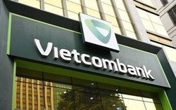 Loạt sếp Vietcombank mua vào cổ phiếu VCB