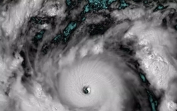 Ngoài khơi Philippines xuất hiện siêu bão