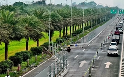 Rào chắn gần 700m Đại lộ Thăng Long để thi công Metro số 5