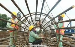 Thi công xuyên lễ tại 4 dự án cầu bắc qua Sông Hồng