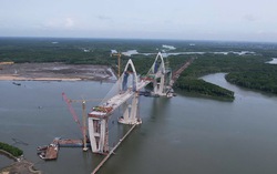 Cận cảnh cầu Phước An trước ngày hợp long