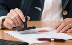 Đề xuất bỏ công chứng giao dịch đất đai: Người mua nhà sẽ gặp rủi ro nào?