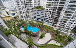 Chung cư cao cấp ở Hà Nội ngập mùi rác thải, người dân khốn khổ