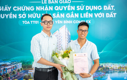 Cư dân Yên Bình Complex vui mừng nhận sổ đỏ sau 2 tháng bàn giao nhà